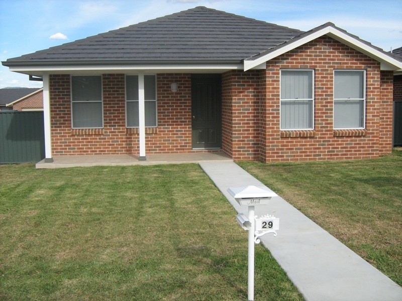 29 The Heights, Tamworth NSW 2340