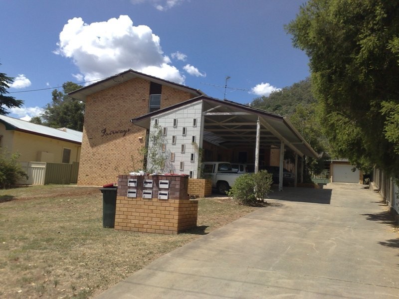 5/6 Golf Street, Tamworth NSW 2340