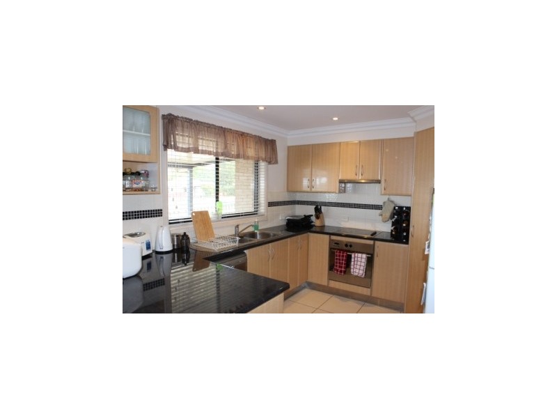 2/3 Warrumbungle Close, Tamworth NSW 2340