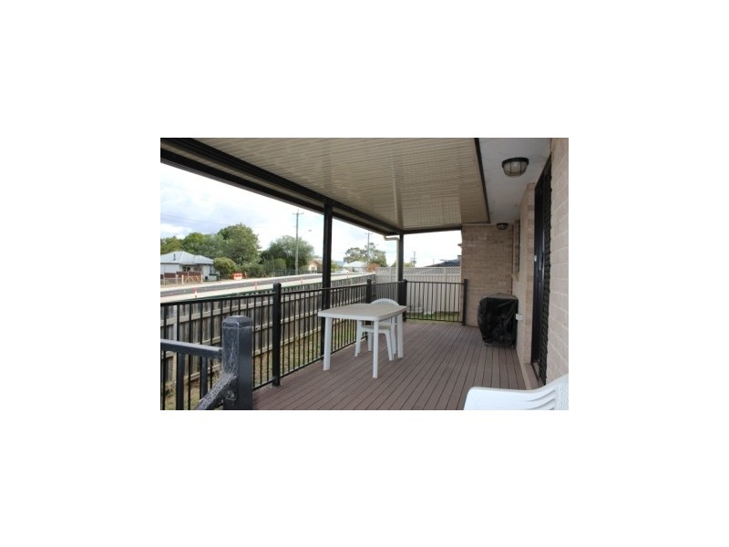 2/3 Warrumbungle Close, Tamworth NSW 2340