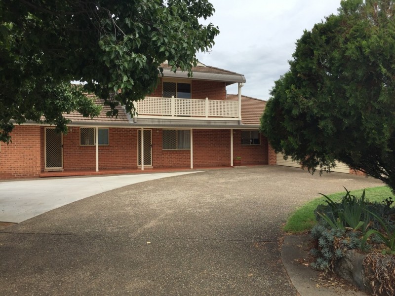 2/16 GORMAN STREET, Tamworth NSW 2340