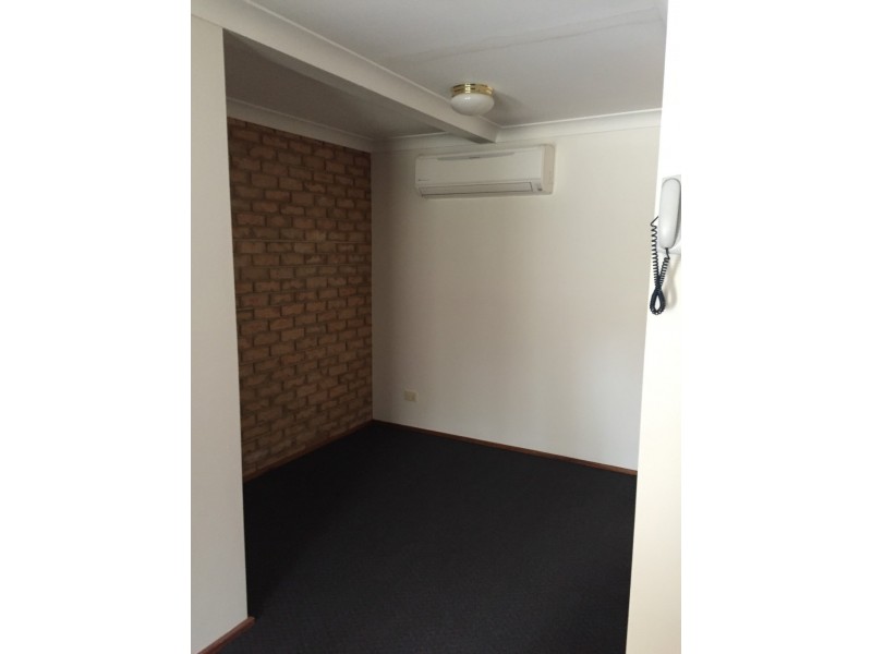 2/16 GORMAN STREET, Tamworth NSW 2340