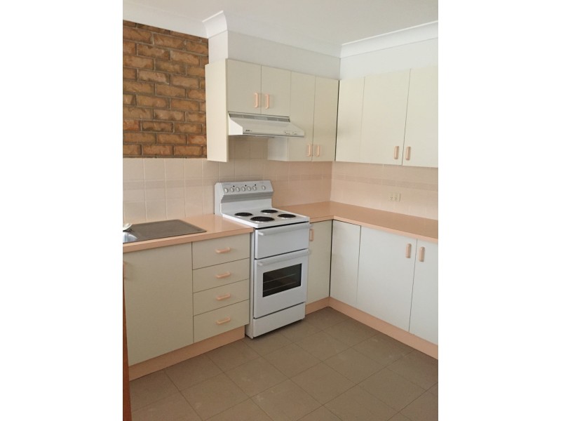 2/16 GORMAN STREET, Tamworth NSW 2340