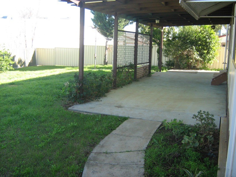 39 Byrnes Ave,, Tamworth NSW 2340