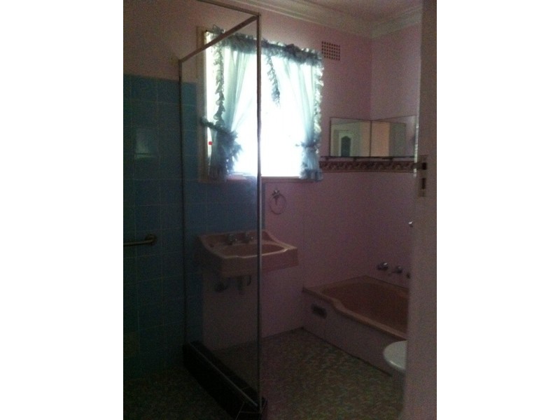 42 Erwin Street, Tamworth NSW 2340