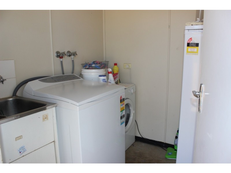 8 Robina Street, Tamworth NSW 2340