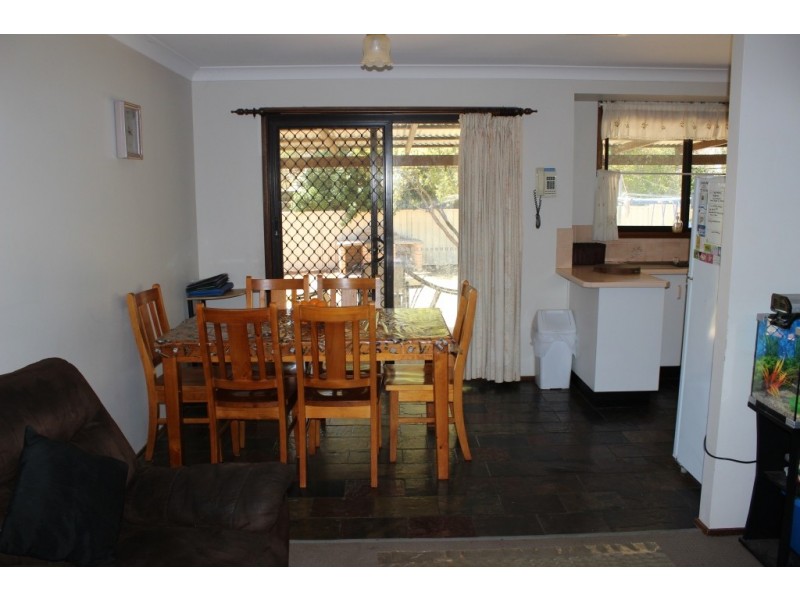 9 Gilbert Drive, Tamworth NSW 2340