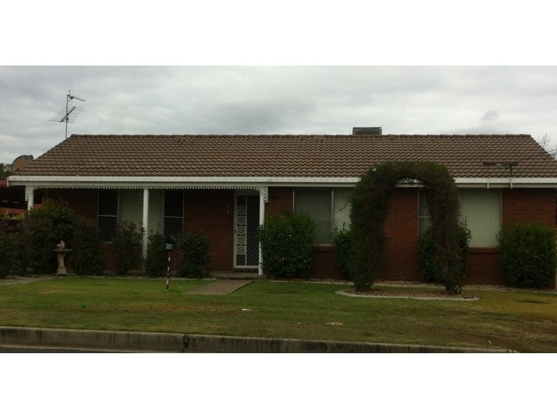 16 Maxwell Street, Tamworth NSW 2340