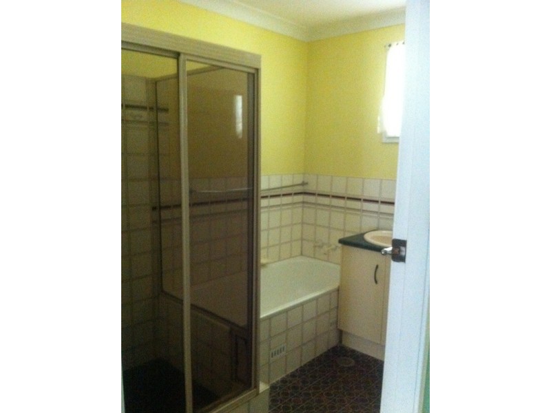 16 Maxwell Street, Tamworth NSW 2340