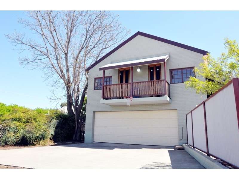 115 Brisbane Street, Tamworth NSW 2340