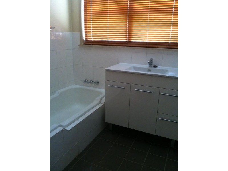 392 Armidale Road, Tamworth NSW 2340