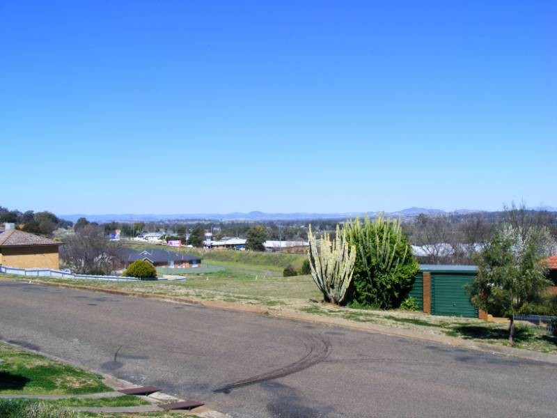 19 Chelmsford Street, Tamworth NSW 2340