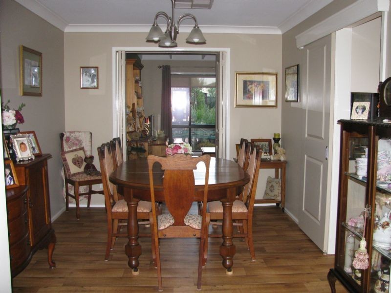 8 Amaroo Road, Tamworth NSW 2340