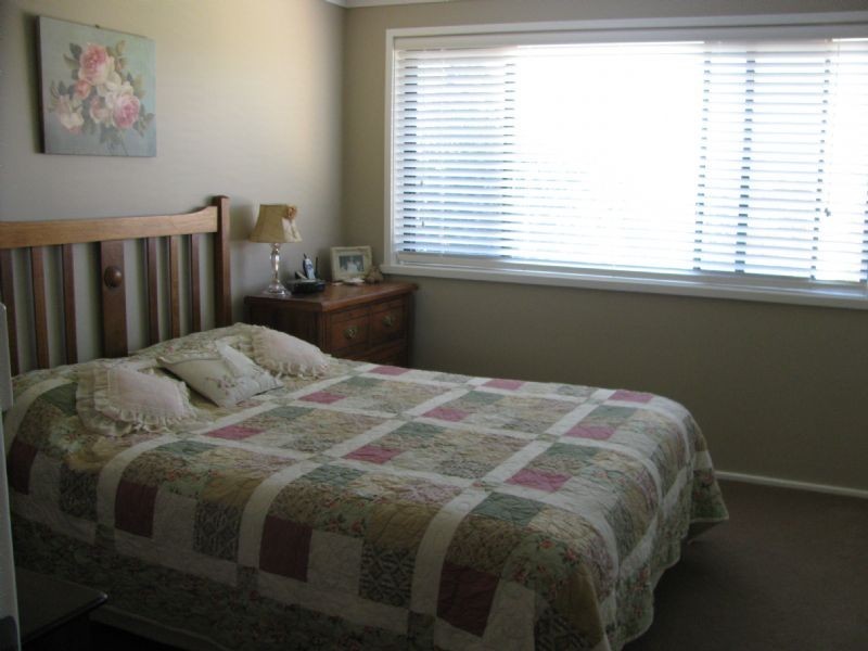 8 Amaroo Road, Tamworth NSW 2340