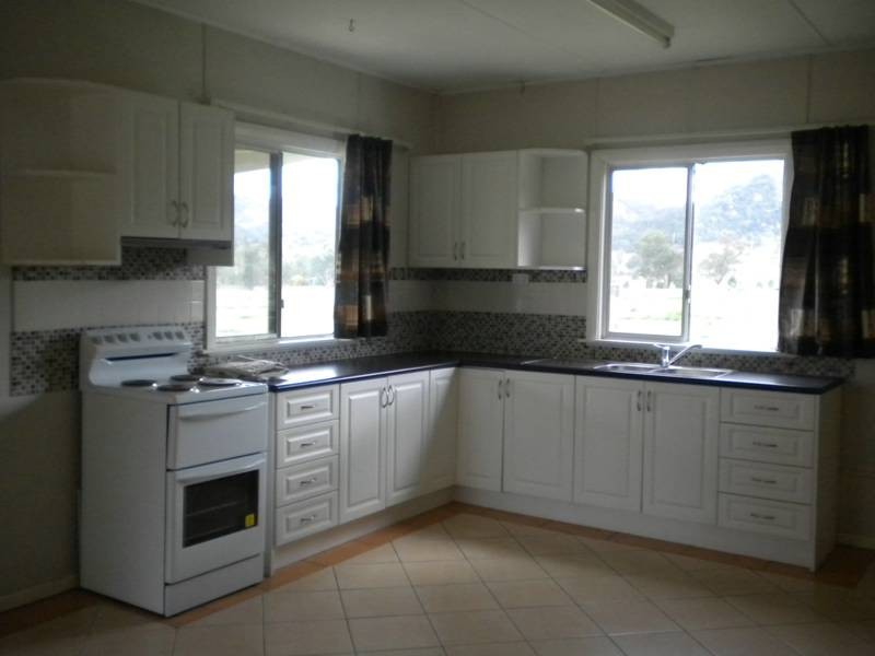 “Ikara Flat” 52 William Street, Tamworth NSW 2340