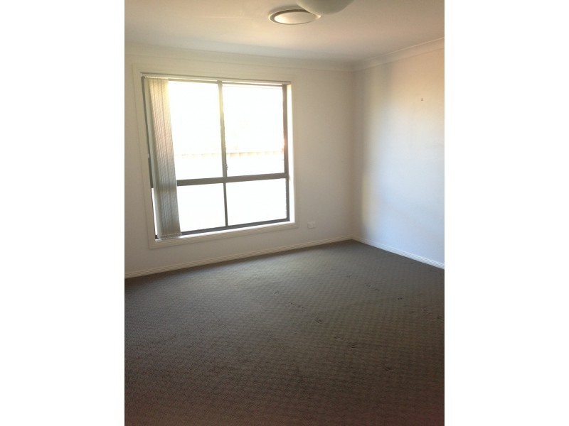 2/10 Baker Close, Tamworth NSW 2340