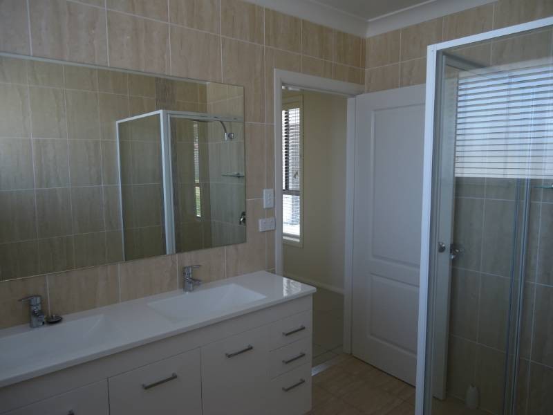 25 Kalinda Place, Tamworth NSW 2340