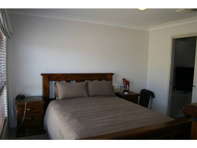 83 Evans Street, Tamworth NSW 2340
