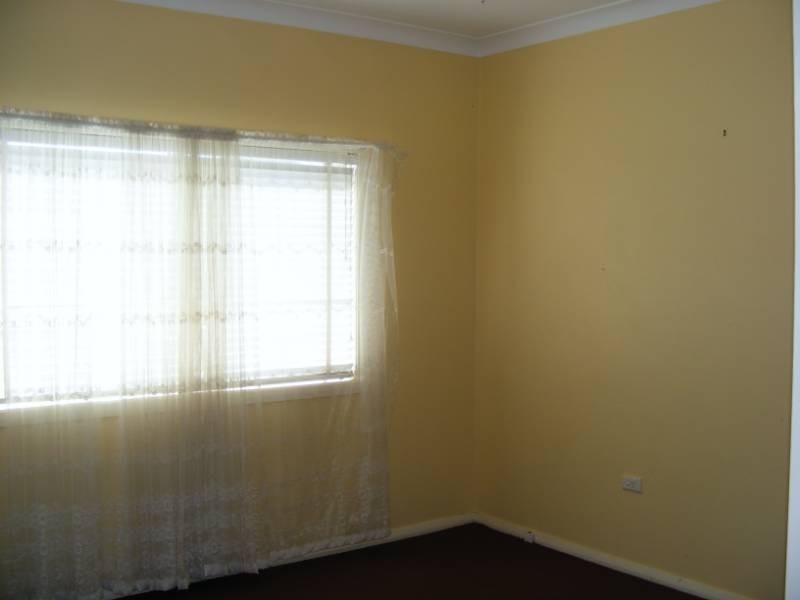 35 Bell Street, Tamworth NSW 2340