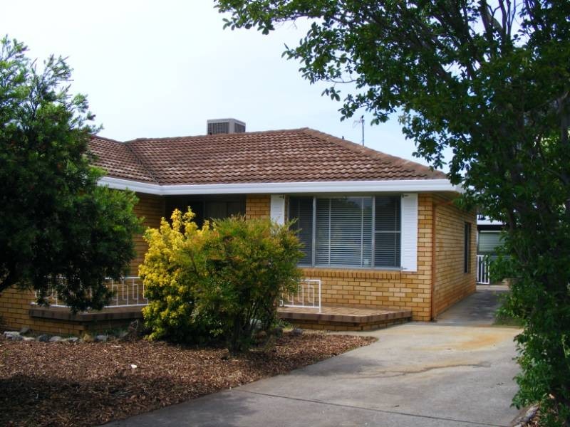 25 Wilbertree Street, Tamworth NSW 2340