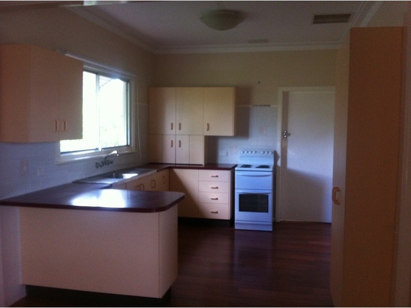 10 Bell Street, Tamworth NSW 2340