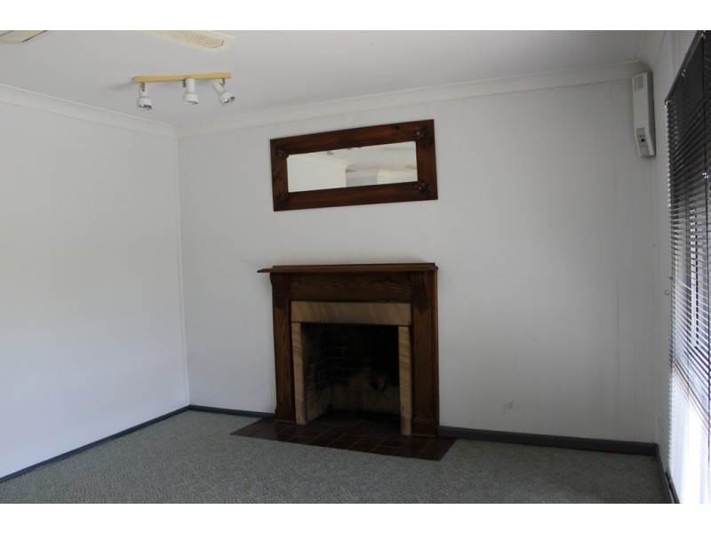 6 Harrier Parade, Tamworth NSW 2340