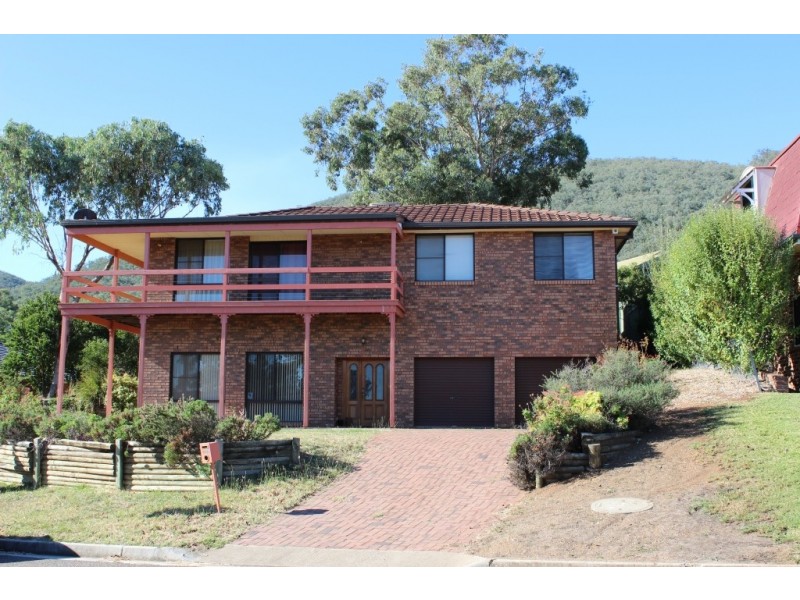 44 Valley Drive, Tamworth NSW 2340
