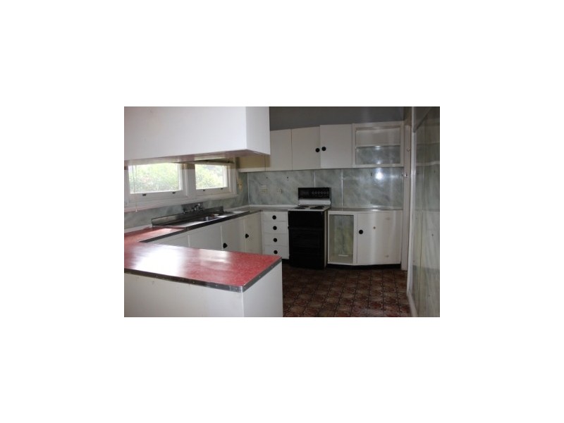 6 Neridah Avenue (East Tamworth), Tamworth NSW 2340