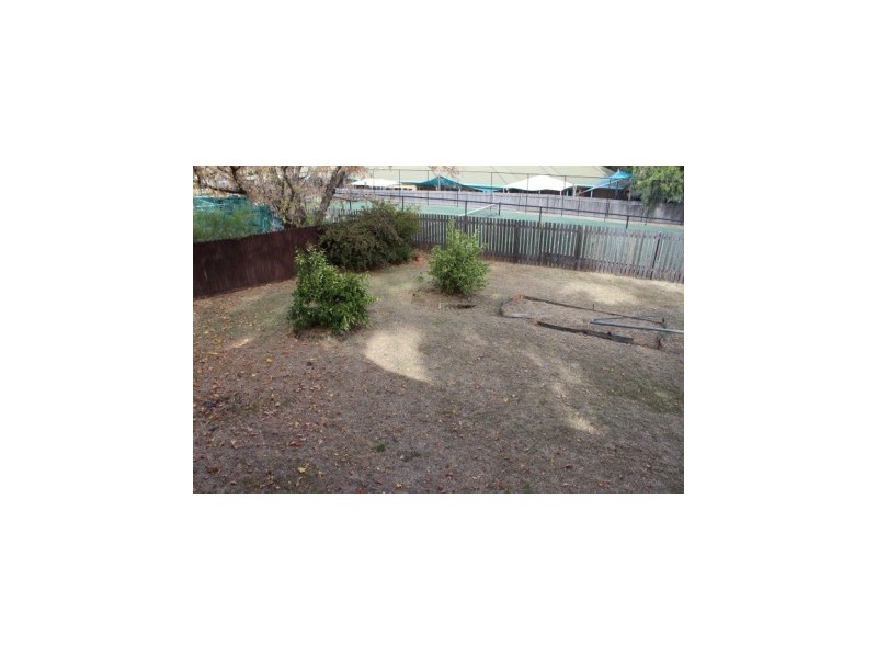 6 Neridah Avenue (East Tamworth), Tamworth NSW 2340