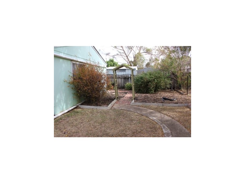 16 Cambridge Street, Tamworth NSW 2340