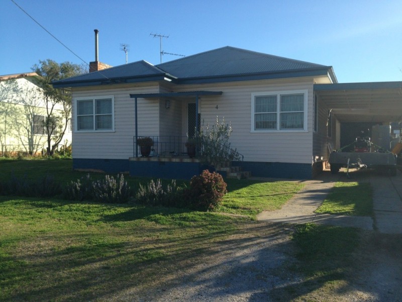 4 Wise Street, Tamworth NSW 2340