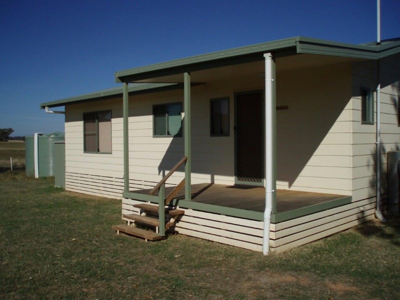 2156 Oxley Highway, Tamworth NSW 2340