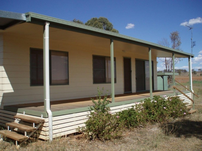 2156 Oxley Highway, Tamworth NSW 2340