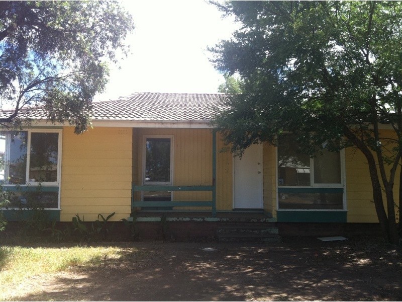 39 Tingira Street, Tamworth NSW 2340