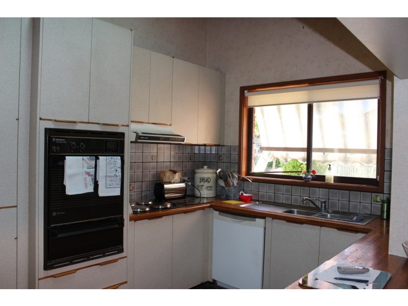 10 Baringa Place, Tamworth NSW 2340