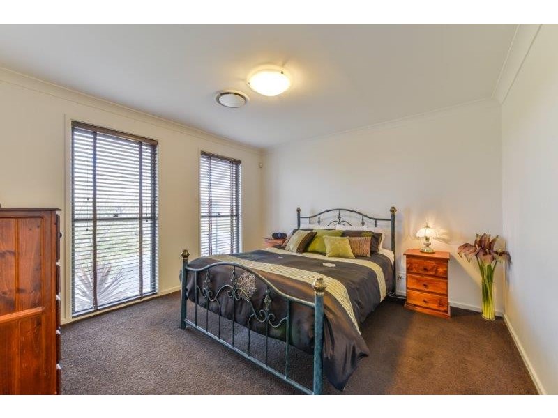 14 The Heights, Tamworth NSW 2340