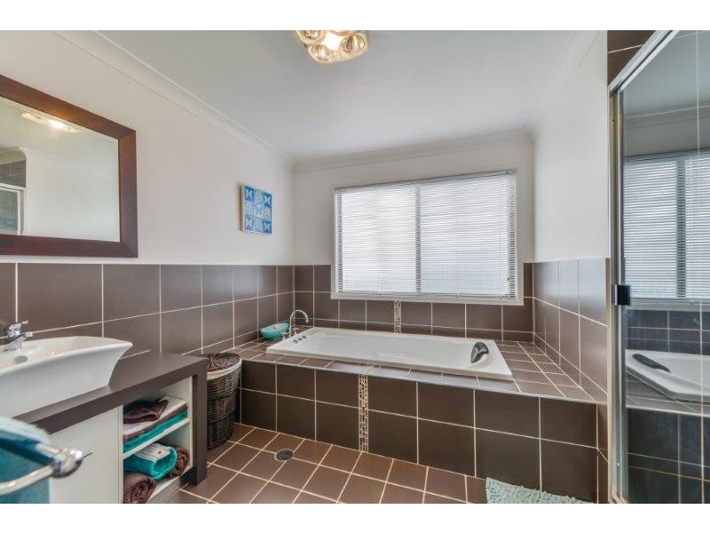 14 The Heights, Tamworth NSW 2340