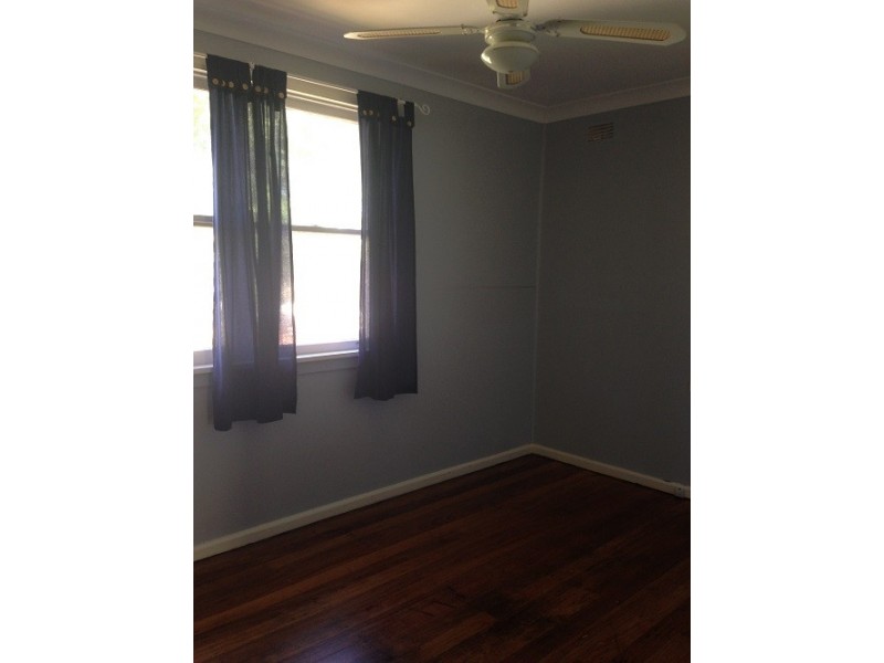 4 Westow Crescent, Tamworth NSW 2340