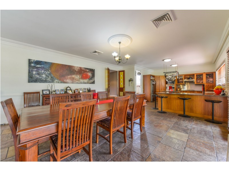 10 Matilda Place, Tamworth NSW 2340