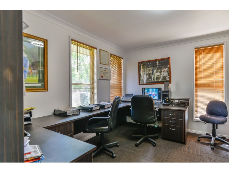 10 Matilda Place, Tamworth NSW 2340