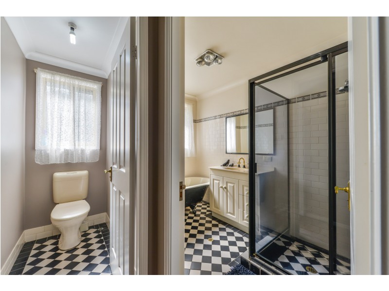 10 Matilda Place, Tamworth NSW 2340