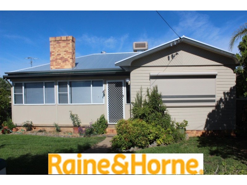 16 Jill Street, Tamworth NSW 2340