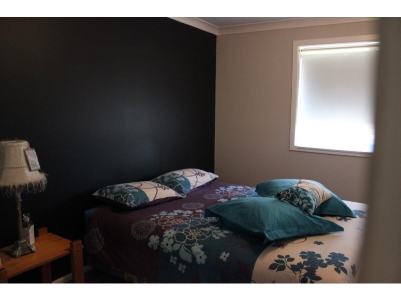 8 Bushland Avenue, Tamworth NSW 2340