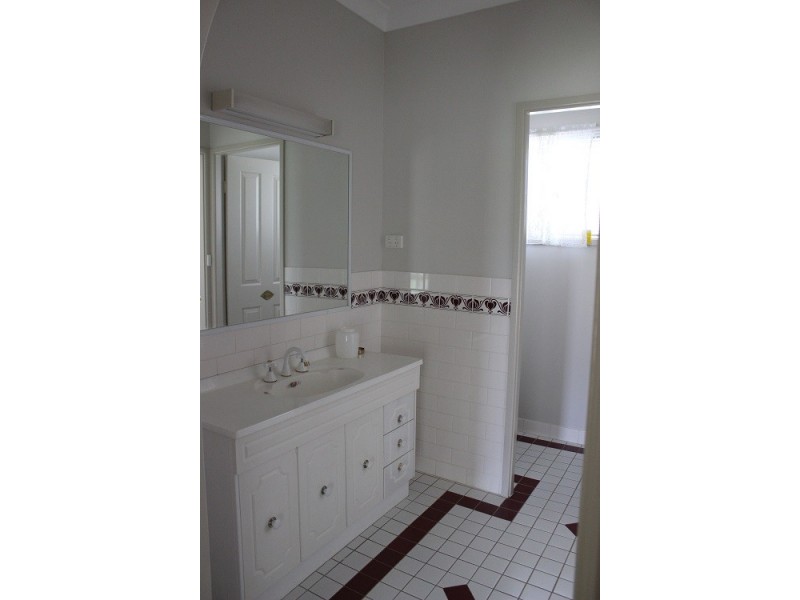16 The Terrace, Tamworth NSW 2340