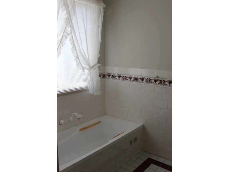 16 The Terrace, Tamworth NSW 2340