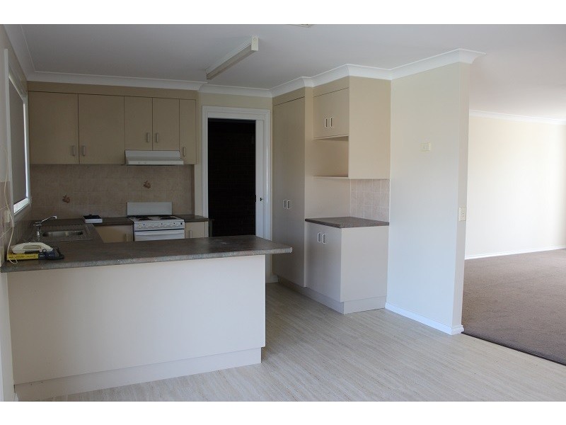 6 Mathews Street, Tamworth NSW 2340