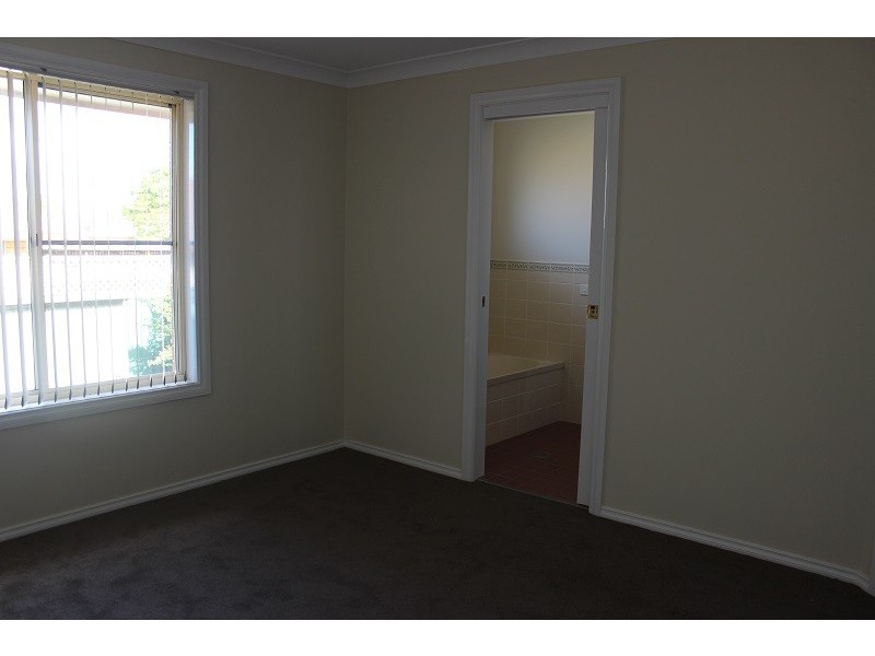 6 Mathews Street, Tamworth NSW 2340