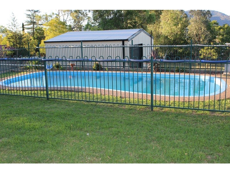 130 Calala Lane, Tamworth NSW 2340