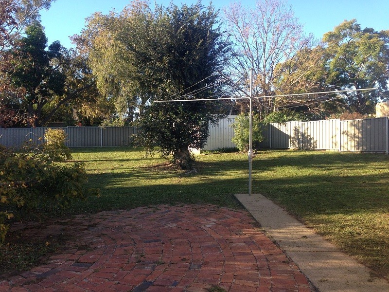 4 Barreng Street, Tamworth NSW 2340