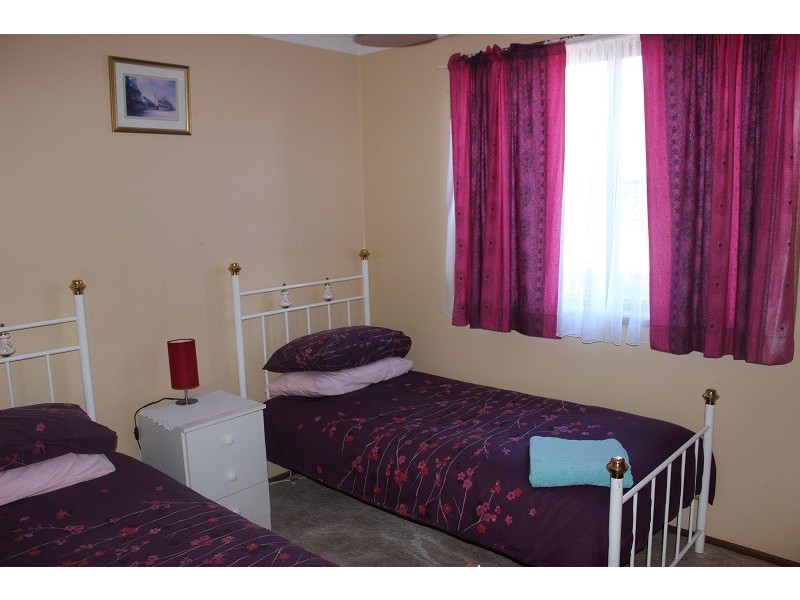 2/4 Hunt Street, Tamworth NSW 2340